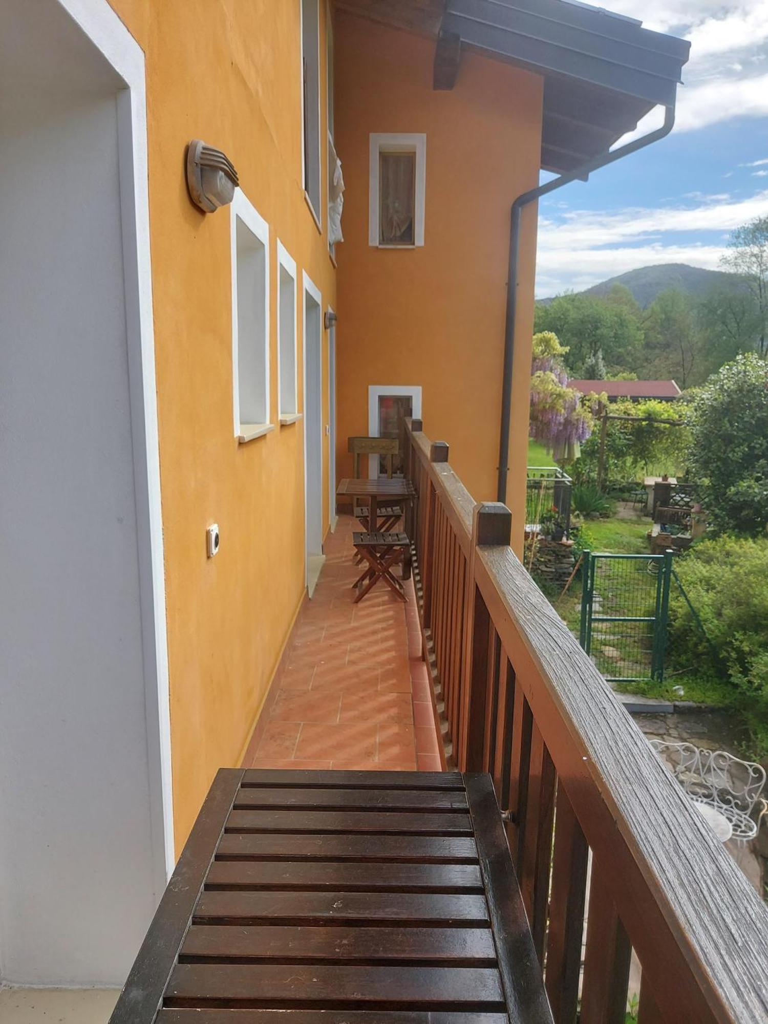 La Nave B&B Monteggio Екстер'єр фото