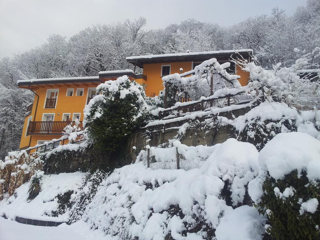La Nave B&B Monteggio Екстер'єр фото